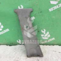 Обшивка стойки VW Golf 4 Bora 97-05