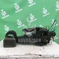 Корпус отопителя VW Passat  B3  1988-1993