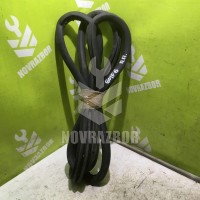Уплотнитель двери VW Golf 6 09-12