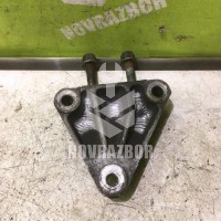 Кронштейн двигателя правый Volvo S40 95-98