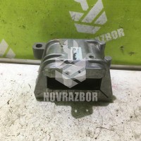 Опора двигателя правая VW Passat B6 05-10