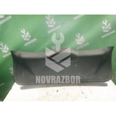 Обшивка двери багажника Ford Focus 2 05-08