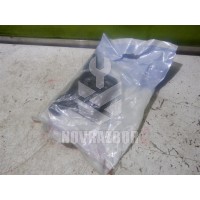 Крепеж VW Caddy 3 2004-2015