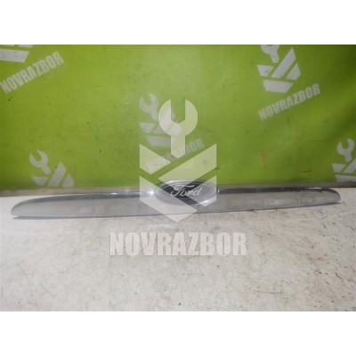 Накладка крышки багажника Ford Mondeo 2 96-00