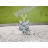 Реле Audi 80 90 B4 91-94