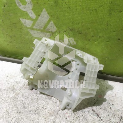 Кронштейн (сопут. товар) Mazda Mazda 3  BK  02-09
