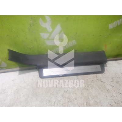 Накладка порога (внутренняя) Nissan Murano (Z50) 02-08