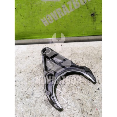 Вилка включения передач Mazda Mazda 3  BK  02-09