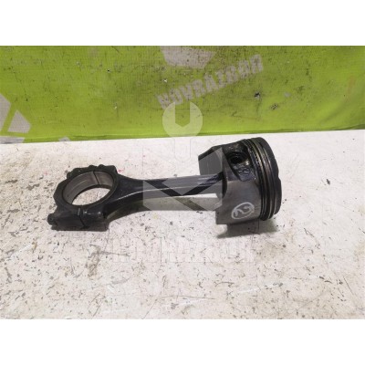 Поршень с шатуном VW Golf 4 Bora 97-05