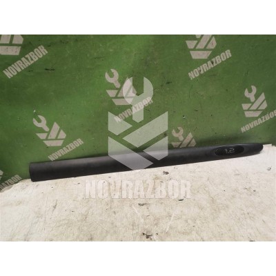 Молдинг передней правой двери Renault Clio 2 Symbol 1998-2008
