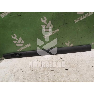 Молдинг передней левой двери Renault Clio 2 Symbol 1998-2008