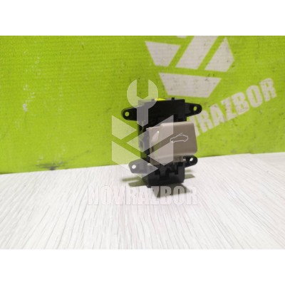 Кнопка люка Kia Optima 3 2010-2015