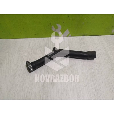 Патрубок VW Golf 3 Vento 91-97