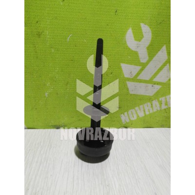 Крышка бачка гидроусилителя VW Golf 3 Vento 91-97