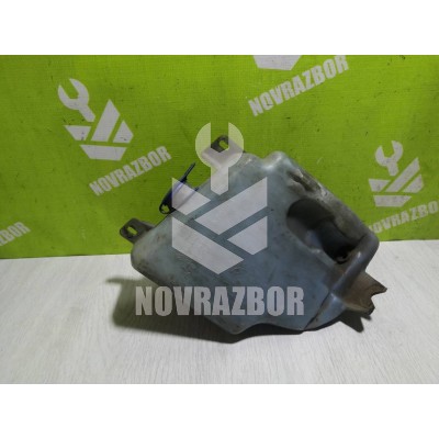 Бачок омывателя лобового стекла VW Golf 3 Vento 91-97