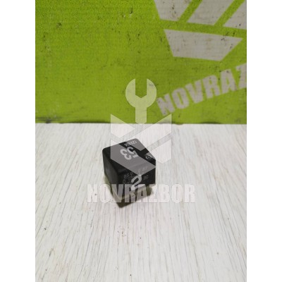 Реле VW Golf 3 Vento 91-97