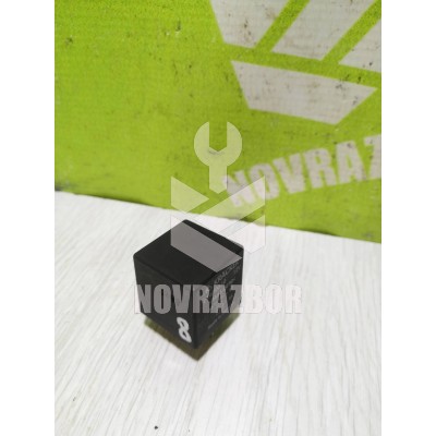 Реле VW Golf 3 Vento 91-97