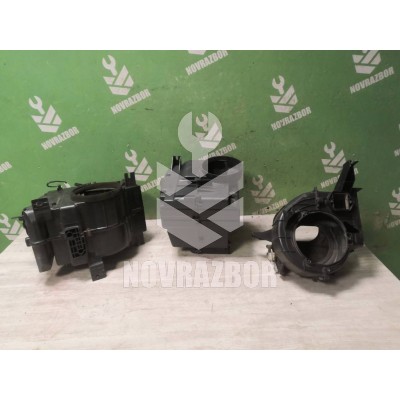Корпус отопителя Suzuki Baleno 98-07