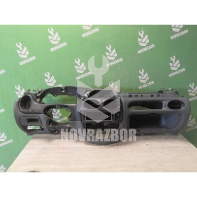 Торпедо Renault Megane 96-99