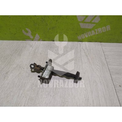 Ограничитель двери Hyundai i30 12-17