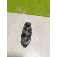 Накладка (кузов внутри) Renault Clio 2 Symbol 1998-2008