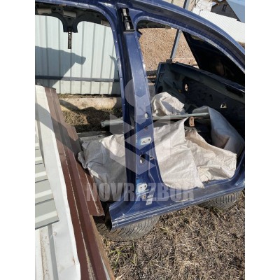Порог со стойкой правый Renault Megane 2 02-09