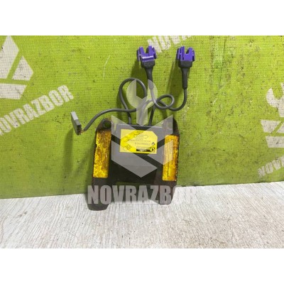 Блок управления AIR BAG Renault Laguna 94-99
