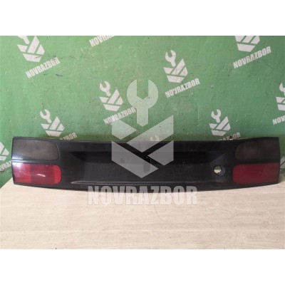 Накладка двери багажника Renault Laguna 94-99