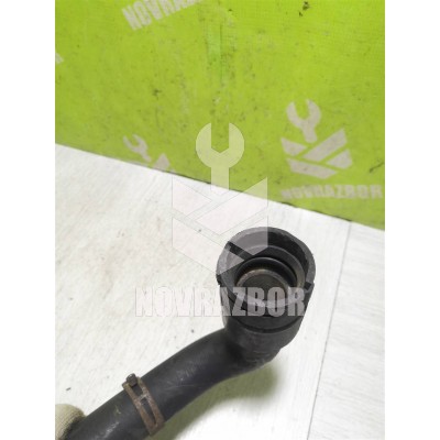 Патрубок радиатора VW Passat B5 96-00 Патрубок радиатора VW Passat B5 96-00