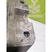 Кронштейн двигателя правый VW Golf 4 Bora 97-05