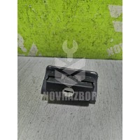 Кнопка открывания багажника VW Golf 3 Vento 91-97