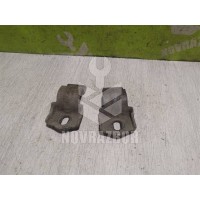 Кронштейн крепления переднего стабилизатора Peugeot 206 98-12