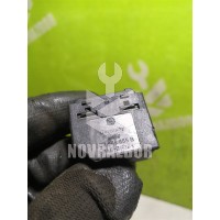 Кнопка стеклоподъемника VW Golf 4 Bora 97-05
