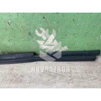 Уплотнитель капота BMW X3 F25 2010-2017