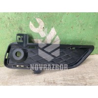 Решетка в бампер правая BMW X3 F25 2010-2017
