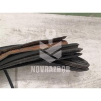 Уплотнитель двери VW Polo Classic 95-02