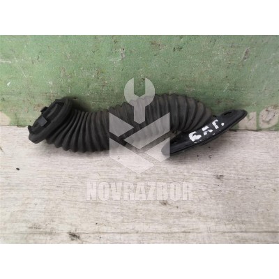 Уплотнитель Fiat Punto 1(176) 93-99
