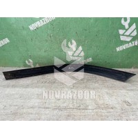 Молдинг задней правой двери Ford Escort /Orion 1995-1998