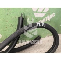Уплотнитель двери Ford Focus 1 1998-2004