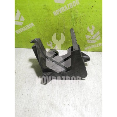 Кронштейн генератора Ford Focus 1 1998-2004