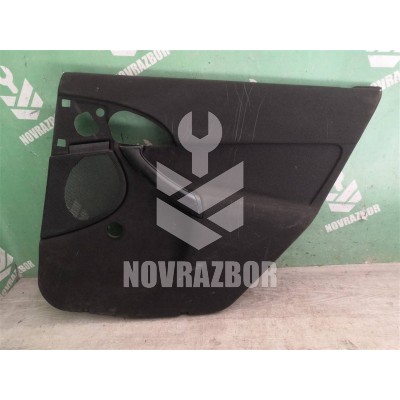 Обшивка двери комплект Ford Focus 1 1998-2004 Обшивка двери комплект Ford Focus 1 1998-2004