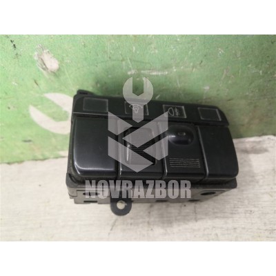 Кнопка многофункциональная Mitsubishi Space Wagon (N3,N4) 1991-2000