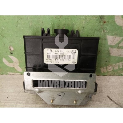 Блок управления двигателем VW Passat B4 94-96