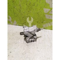 Распределитель тормозных сил Nissan Primera P11 96-02