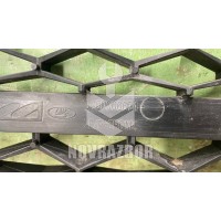 Решетка в бампер центральная LADA VESTA 15-19