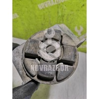 Опора КПП левая Audi 80  90  B3  86-91