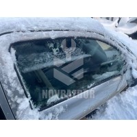 Стекло двери передней правой Opel Corsa C 2000-2006