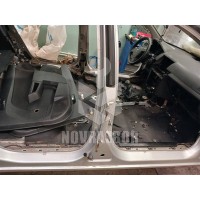 Порог со стойкой правый Opel Astra H / Family 2004 >