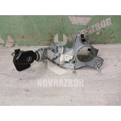 Замок зажигания Opel Astra H / Family 2004 >