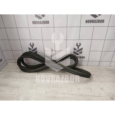 Уплотнитель Opel Astra H / Family 2004 >